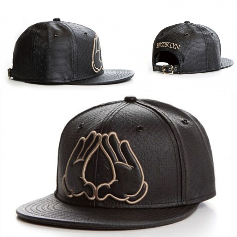 قبعة بيسبول جلدية من ماركة فاش - مراجعة Baseball Cap Structured وسعره